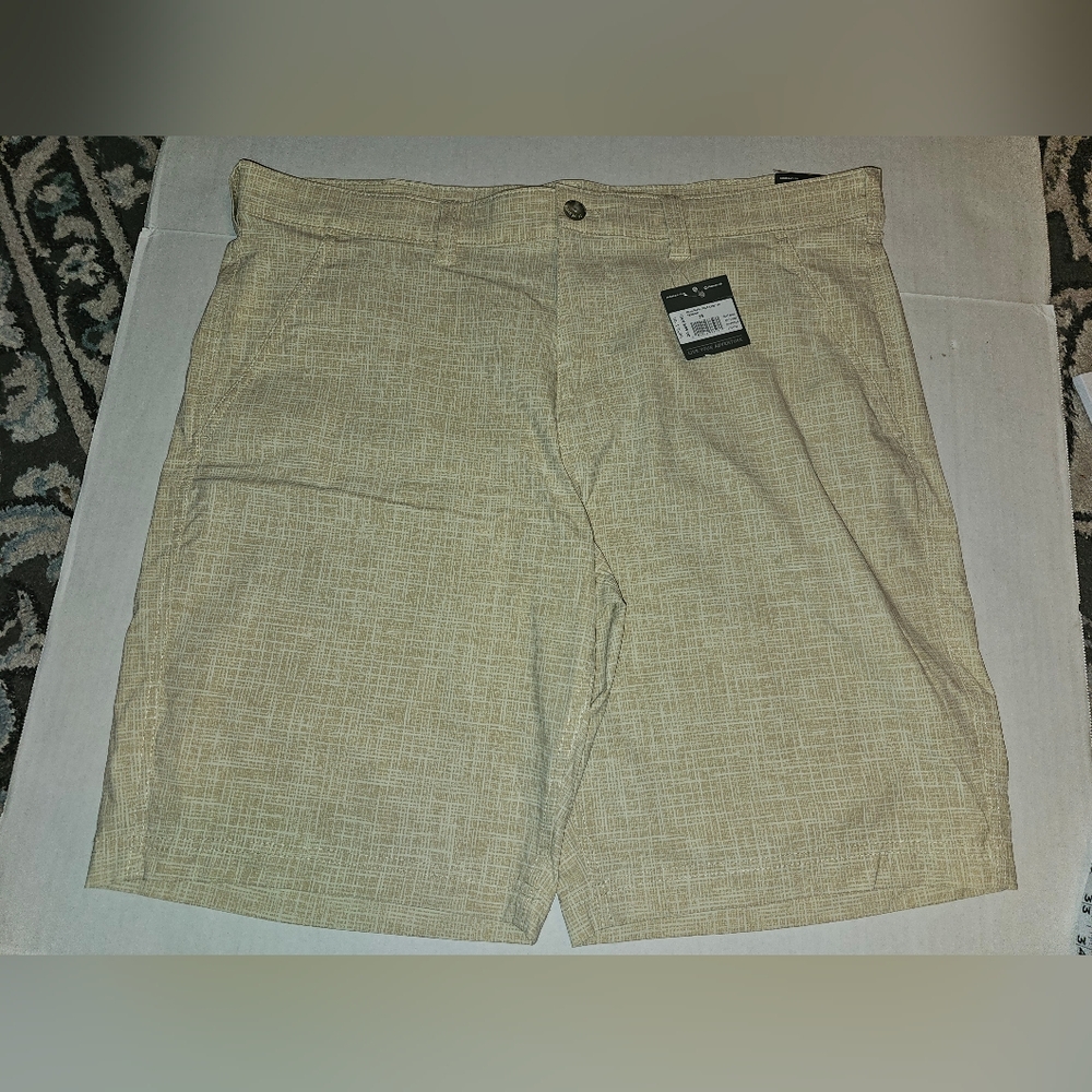 Men's Eddie Bauer Travex 38  Chino Classic Shorts Tan NWT